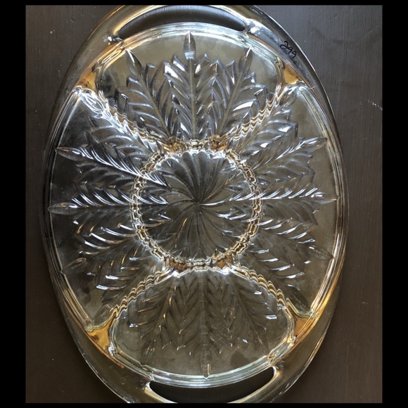 Serving Platter Crystal with Gold Trim - Picture 6 of 6